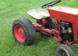 Additional equipment for 4x4 tractor with breakable frame