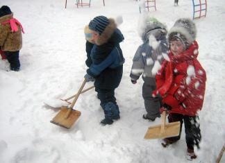 DIY snježni tobogan, pravljenje snježnog tobogana