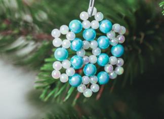 13 façons de réaliser des décorations pour arbres de Noël de vos propres mains